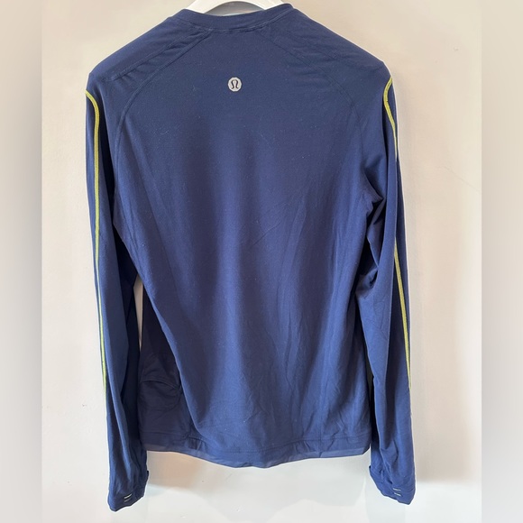 Lululemon Shirt in Blue with Green Accent - Picture 2 of 5